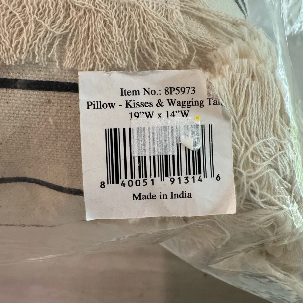 NWT Audrey’s Wagging Tails &‎ Wet Noses 19”X14” Throw Pillow